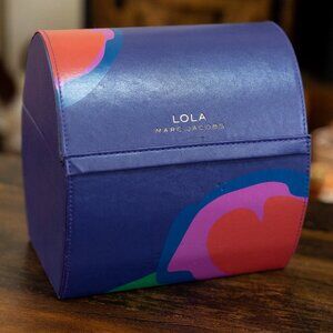 Lola by Marc Jacobs Treasure Chest Display Storage Box 🌸
